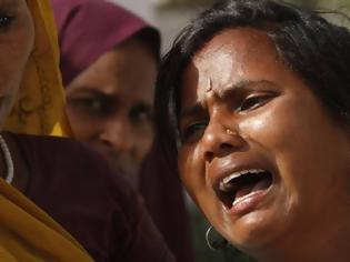 Φωτογραφία για Ινδία: Γυναίκες και παιδιά ποδοπατήθηκαν μέχρι θανάτου