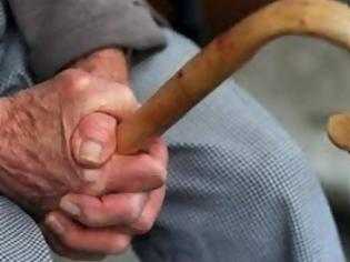 Φωτογραφία για Πάτρα: Στη «φάκα» της ΕΛ.ΑΣ. δύο ύποπτοι για εξαπατήσεις ηλικιωμένων κατ' εξακολούθηση