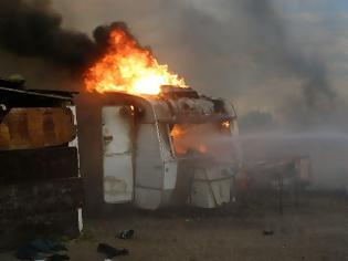 Φωτογραφία για Ηλεία:Φωτιά σε τροχόσπιτο στο Κλαδέο Αρχ.Ολυμπίας