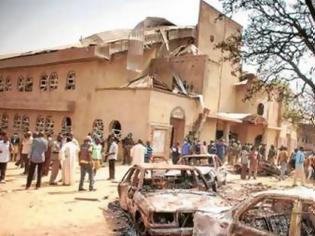Φωτογραφία για Εκτόμβη νεκρών έγινε εκκλησία στη Νιγηρία από επίθεση ισλαμιστών