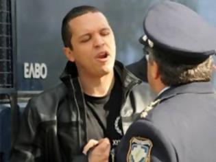 Φωτογραφία για Δεν σας σεβόμαστε, λένε οι αστυνομικοί στους Χρυσαυγίτες