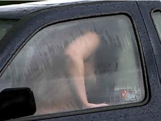 Φωτογραφία για Η αγγελία του αυτοκινήτου του... sex που σαρώνει στο Facebook! (PIC)