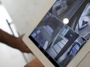 Φωτογραφία για Αμερικάνος ελέγχει το σπίτι του μέσω iPad
