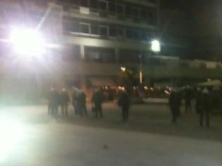 Φωτογραφία για Αστραπιαία η επιχείρηση της αστυνομίας (10 λεπτών) μέσα στο ΑΠΘ...Εισβολή των ΜΑΤ στο άσυλο με 11 συλλήψεις...Βίντεο.
