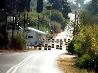 Φωτογραφία για Οι τουρκοκύπριοι έστησαν γεώτρηση μέσα στη νεκρή ζώνη ενω απαγορεύεται..Ένταση από το πρωί μεταξύ των τουρκικών κατοχικών δυνάμεων και της ειρηνευτικής δύναμης