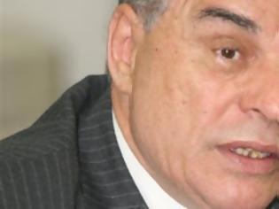 Φωτογραφία για Γιακουμάτος σε Παναγούλη: Είσαι ψεύτης, συκοφάντης, ανεπάγγελτος -Ντροπή σου καραγκιόζη ..