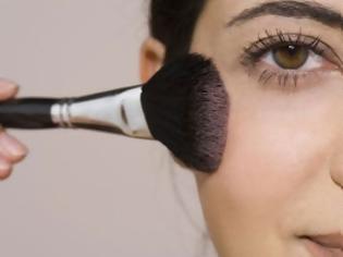 Φωτογραφία για Make up tricks για γεμάτα πρόσωπα