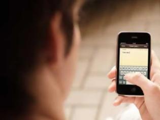 Φωτογραφία για Πάτρα: Νεαρός παρίστανε τον πωλητή και έκλεβε κινητά