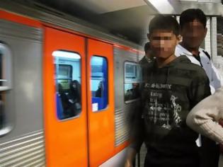Φωτογραφία για Αγαπητοί επιβάτες, παρακαλείστε να προσέχετε τα προσωπικά σας αντικείμενα - Στρατιές από ζητιάνους και κλεφτρόνια στο Μετρό !