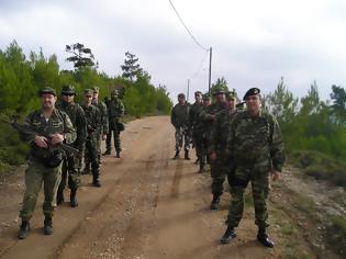 Φωτογραφία για Πορεία 15 χλμ με φόρτο μάχης από τους Εθνοφύλακες και τη ΣΕΑΝ Σάμου