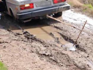 Φωτογραφία για Έκλεισε ο επαρχιακός δρόμος Ξάνθης-Κομοτηνής λόγω της βροχόπτωσης – κόλλησαν στη λάσπη οδηγοί!