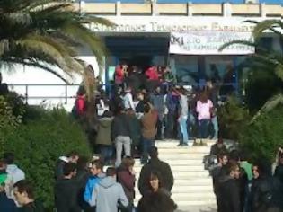 Φωτογραφία για Συγκέντρωση σπουδαστών ΑΣΠΑΙΤΕ στο υπουργείο Παιδείας