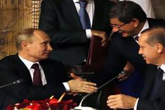 Τουρκία και Ρωσία ανανεώνουν στρατηγικές συμφωνίες