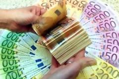 31,5 δισ. η εκροή καταθέσεων στην Ελβετία