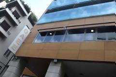 Θεσσαλονίκη: Συμβολικό αποκλεισμό των περιφερειακών διευθύνσεων του ΟΑΕΕ και του ΕΟΠΥΥ πραγματοποίησαν οι επαγγελματοβιοτέχνες