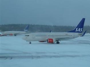 Φωτογραφία για Παρέλυσε από τα χιόνια το αεροδρόμιο της Στοκχόλμης