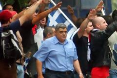 Χρυσή Αυγή: Να χτυπηθούν μεγαλοκαρχαρίες και διεφθαρμένοι πολιτικοί
