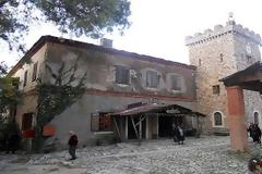 Ποια είναι η πραγματικότητα με την Achaia Clauss - Τα βαρέλια, οι πολιτικές παρεμβάσεις και οι 