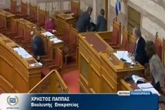 Χρυσή Αυγή: Κοιμήθηκε στο έδρανο ο υπουργός της ΝΔ [video]