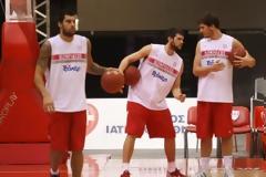 ΠΑΝΕΤΟΙΜΟΙ ΓΙΑ ΤΗΝ ΕΚΤΗ ΣΕΡΙ ΝΙΚΗ ΤΟΥΣ ΟΙ ΠΡΩΤΑΘΛΗΤΕΣ!