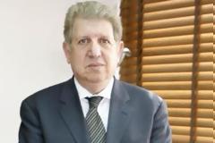 Σάλος από τις αναφορές Χατζηπέτρου για ξέπλυμα χρήματος από βουλευτές