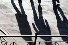 Μειωμένη κατά 50% η αγοραστική δύναμη των μισθωτών στην Ελλάδα