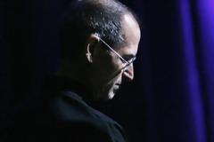 Νέα τεχνική διόρθωσης της Τον Ιανουάριο η ταινία του Ashton Kutcher για την ζωή του Steve Jobsμε laser