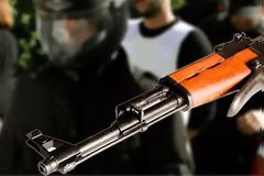 Χρυσή Αυγή-«Αλλοδαποί κακοποιοί με πλήρη εξάρτηση μάχης, αλεξίσφαιρα γιλέκα και καλάσνικοφ έχουν μετατρέψει τη χώρα σε «zougla».