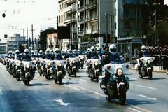 ΟΜΑΔΑ ΖΗΤΑ...ΠΕΡΙ ΕΠΙΚΕΙΜΕΝΩΝ ΑΠΟΛΥΣΕΩΝ