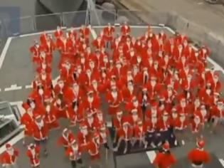 Φωτογραφία για 150 Άη Βασίληδες χόρεψαν… Gangnam style [video]