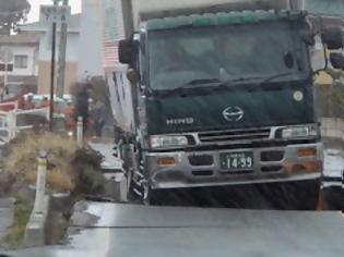 Φωτογραφία για Βίντεο-ντοκουμέντο αποτυπώνει την τρομακτική ισχύ του σεισμού στην Ιαπωνία