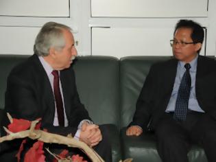 Φωτογραφία για Πάτρα: Συνάντηση Κ.Μπουρδούλη με τον Πρέσβη την Ινδονησίας