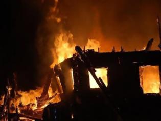 Φωτογραφία για Ανείπωτη τραγωδία στην Καβάλα – Τρία αδέλφια κάηκαν μέσα στο σπίτι τους