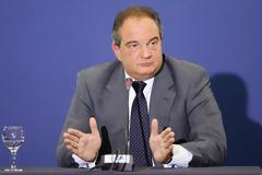 Ωμή παρέμβαση Καραμανλή για το φορολογικό