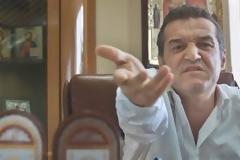 Ο... τρελός πρόεδρος της Στεάουα
