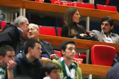 Πέφτουν οι τόνοι αλλά η φωτιά δεν έσβησε στον Παναθηναϊκό