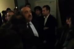 Πάτρα: Δείτε το βίντεο με τις αποδοκιμασίες φοιτητών κατά του Αθ.Νταβλούρου