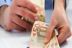 Δήμος γυρίζει πίσω το χρόνο και ζητάει τέλη αναδρομικά!
