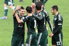 Για το γόητρο και τον κόσμο του