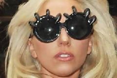 H Lady GaGa ξεκινά ασκητική ζωή