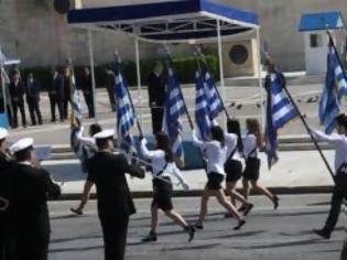 Φωτογραφία για Αναγνώστης δεν περίμενε τέτοια συμμετοχή στην παρέλαση