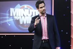 Δημήτρης Ουγγαρέζος:Σε ένα από τα επόμενα “Minute to win it” θα δούμε γάμους