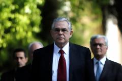 Λ.ΠΑΠΑΔΗΜΟΣ: Με ενότητα θα πετύχουμε ανόρθωση της οικονομίας