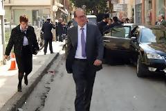 ΜΠΑΚΟΥΡΙ…