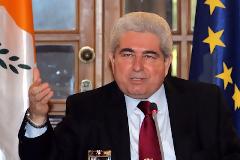 Αλληλεγγύη στον Ελληνικό λαό εκφράζει ο Χριστόφιας