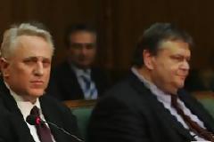 Ο Βενιζέλος ετοιμάζεται να 