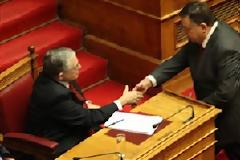 Συνάντηση Παπαδήμου-Καρατζαφέρη σήμερα
