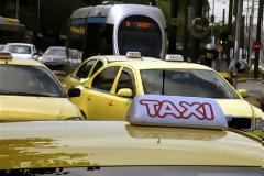 Νίκη των αυτοκινητιστών το νομοσχέδιο για τα ταξί...