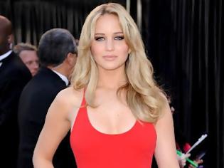 Φωτογραφία για Jennifer Lawrence «Φάτε» την με τα μάτια!