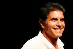 Μπέζος: «Εδώ έβγαλαν λεφτά τενεκέδες ξεγάνωτοι, δεν θα βγάλουμε εμείς;»